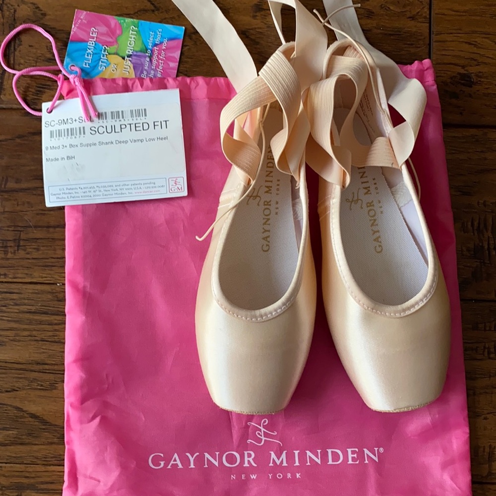 NEW- Gaynor Minden pointe shoes- Brand NEW!